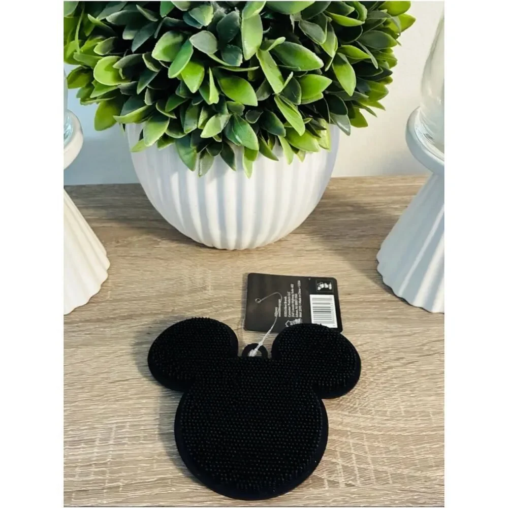 New Disney Black Mickey Mouse Silicone Cleaning Pad